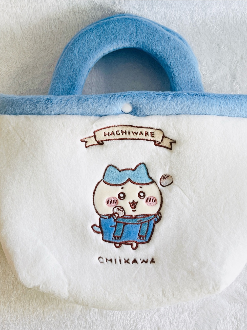 Brand New nagano Hachiware fluffy small tote bag Shanghai chiikawa flagship